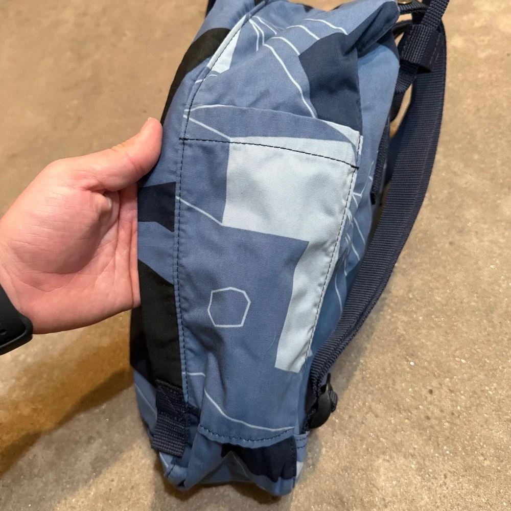 Fjallraven Kanken Art Backpack Unisex Small Blue Linn Fritz Ocean Surface‎ 23610